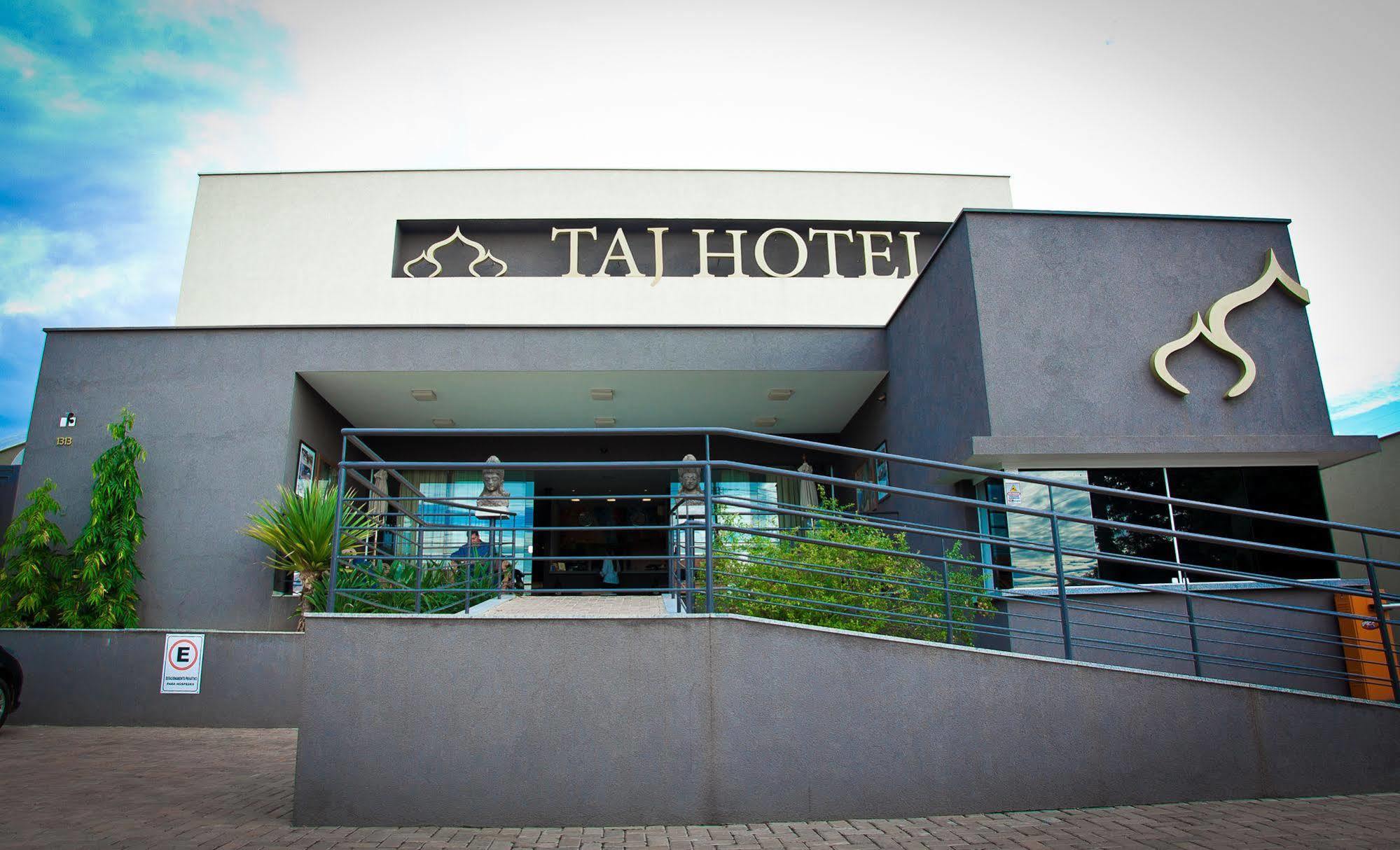 Taj Hotel Tres Lagoas Exterior photo